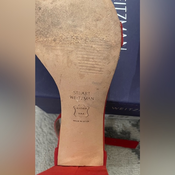 Stuart Weitzman - Picture 10 of 10